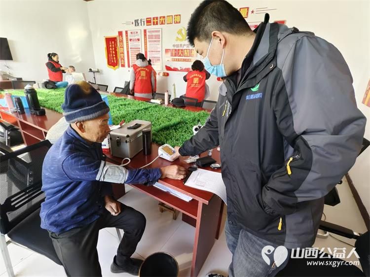 介休市敬老协会敬老爱老助老行动2024年12月21日走进义安镇白家堡村开展“温情过冬至”志愿服务活动 - 第11张 - 山西公益人 介休市敬老协会敬老爱老助老行动2024年12月21日走进义安镇白家堡村开展“温情过冬至”志愿服务活动 - 第11张
