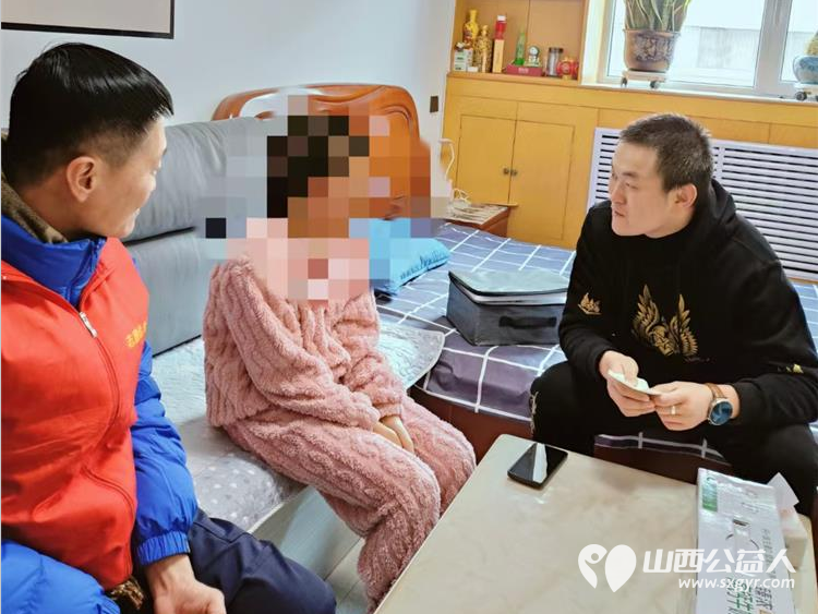 太原市志愿者小分队组织志愿者走进事实孤儿家庭用爱为孩子撑起了一片小小的天空 - 第2张 - 山西公益人 太原市志愿者小分队组织志愿者走进事实孤儿家庭用爱为孩子撑起了一片小小的天空 - 第2张
