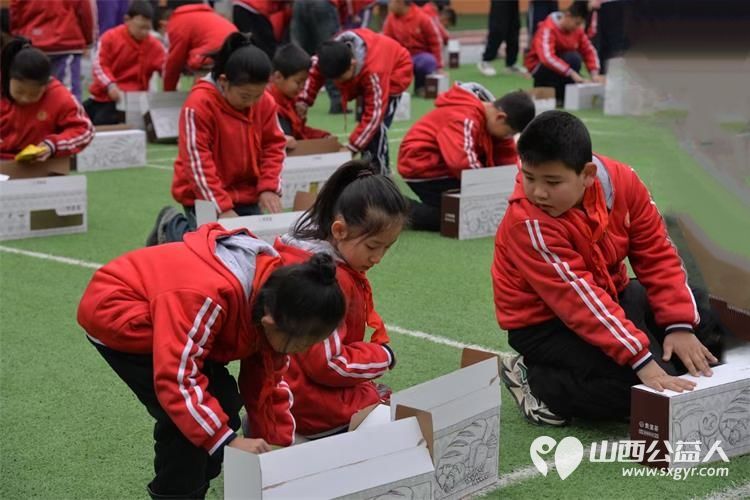 石楼县青年志愿者协会在石楼县继续开展让爱翻山越岭尝尝幸福的味道公益项目 - 第17张 - 山西公益人 石楼县青年志愿者协会在石楼县继续开展让爱翻山越岭尝尝幸福的味道公益项目 - 第17张