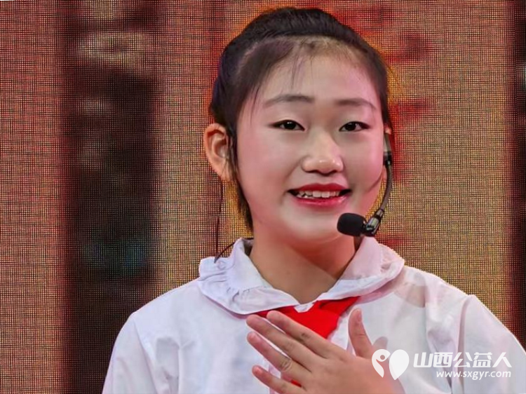 万柏林区气化街小学校朗诵社团可爱的孩子们参加太原市图书馆组办的“浸润书香迎新年2025”诗歌朗诵音乐会 - 第3张 - 山西公益人 万柏林区气化街小学校朗诵社团可爱的孩子们参加太原市图书馆组办的“浸润书香迎新年2025”诗歌朗诵音乐会 - 第3张