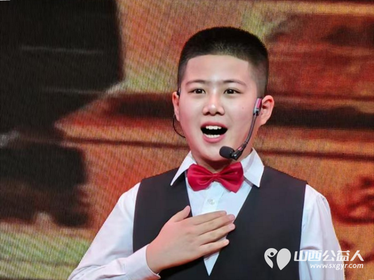 万柏林区气化街小学校朗诵社团可爱的孩子们参加太原市图书馆组办的“浸润书香迎新年2025”诗歌朗诵音乐会 - 第5张 - 山西公益人 万柏林区气化街小学校朗诵社团可爱的孩子们参加太原市图书馆组办的“浸润书香迎新年2025”诗歌朗诵音乐会 - 第5张