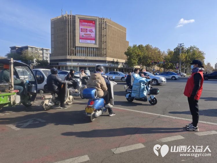 助力“最初中国·文明临汾”:临汾市护苗爱心志愿服务队在交通秩序整治中的志愿力量----水厂十字路口志愿服务队 - 第21张 - 山西公益人 助力“最初中国·文明临汾”:临汾市护苗爱心志愿服务队在交通秩序整治中的志愿力量----水厂十字路口志愿服务队 - 第21张