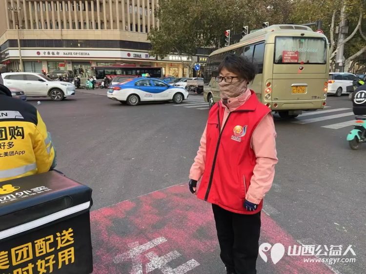 助力“最初中国·文明临汾”:临汾市护苗爱心志愿服务队在交通秩序整治中的志愿力量----水厂十字路口志愿服务队 - 第22张 - 山西公益人 助力“最初中国·文明临汾”:临汾市护苗爱心志愿服务队在交通秩序整治中的志愿力量----水厂十字路口志愿服务队 - 第22张