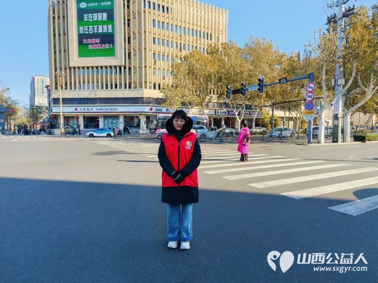 助力“最初中国·文明临汾”:临汾市护苗爱心志愿服务队在交通秩序整治中的志愿力量----水厂十字路口志愿服务队 - 第11张 - 山西公益人 助力“最初中国·文明临汾”:临汾市护苗爱心志愿服务队在交通秩序整治中的志愿力量----水厂十字路口志愿服务队 - 第11张