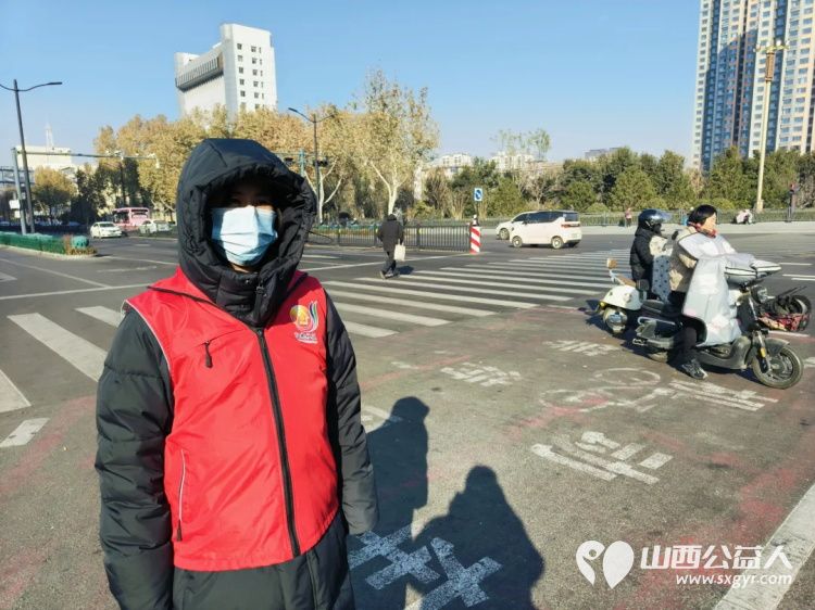 助力“最初中国·文明临汾”:临汾市护苗爱心志愿服务队在交通秩序整治中的志愿力量----水厂十字路口志愿服务队 - 第9张 - 山西公益人 助力“最初中国·文明临汾”:临汾市护苗爱心志愿服务队在交通秩序整治中的志愿力量----水厂十字路口志愿服务队 - 第9张