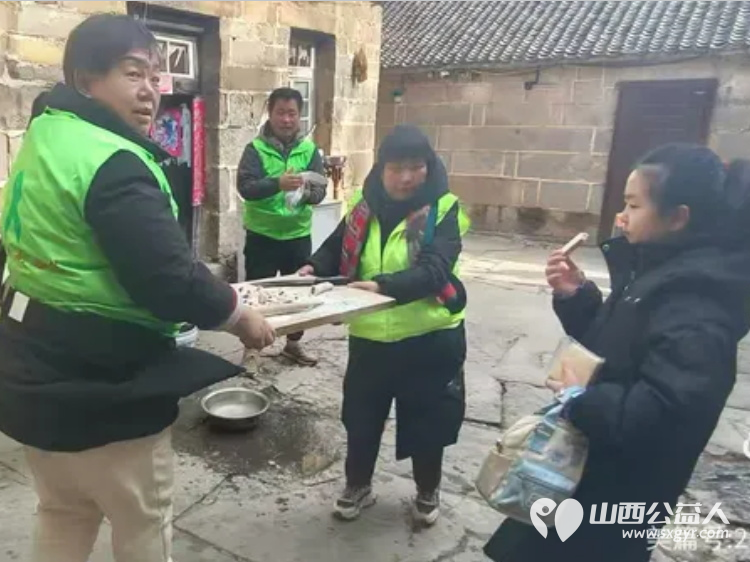 晋城市绿丝带志愿者协会走进陵川县夺火乡东掌村举办一月份集体生日会共同为寿星们庆祝生日 - 第15张