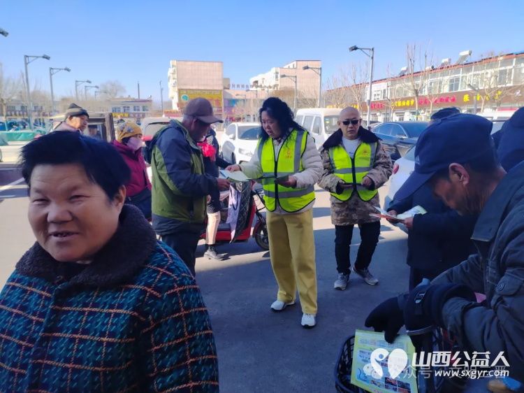 “圾”时分类，绿色同行----忻州市环保志愿者协会志愿者垃圾分类宣传走进忻府区奇村镇 - 第1张