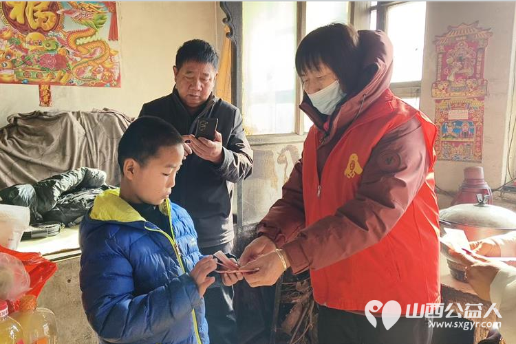 忻州市阳光爱心公益志愿服务队春节前帮扶孤寡老人志愿服务服务活动 - 第2张 - 山西公益人 忻州市阳光爱心公益志愿服务队春节前帮扶孤寡老人志愿服务服务活动 - 第2张