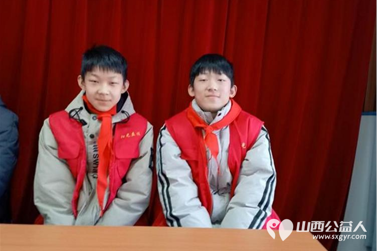 清徐县妇联、清徐县阳光益佳妇女委员会把爱带回家同心护成长2025寒假儿童关爱服务活动发放了3000余元助学金等学习用品 - 第8张 - 山西公益人 清徐县妇联、清徐县阳光益佳妇女委员会把爱带回家同心护成长2025寒假儿童关爱服务活动发放了3000余元助学金等学习用品 - 第8张