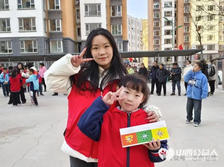 暖冬关爱 京东助力石楼县困境青少年成长石楼县青年志愿者协会承办向石楼县的114名困境青少年捐赠精心挑选的营养包 - 第11张