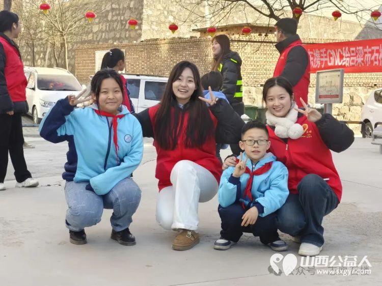 暖冬关爱 京东助力石楼县困境青少年成长石楼县青年志愿者协会承办向石楼县的114名困境青少年捐赠精心挑选的营养包 - 第16张