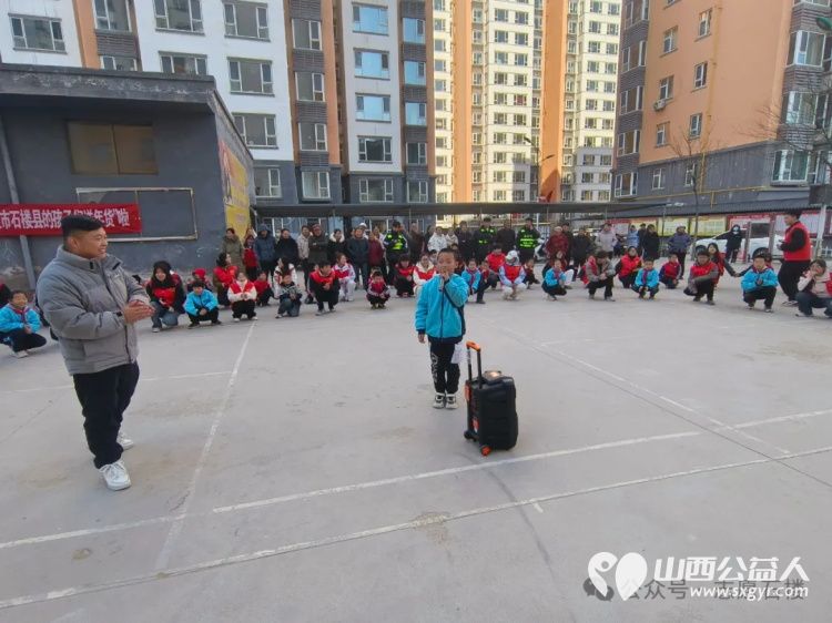 暖冬关爱 京东助力石楼县困境青少年成长石楼县青年志愿者协会承办向石楼县的114名困境青少年捐赠精心挑选的营养包 - 第13张