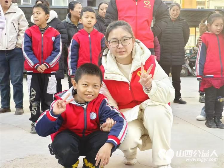 暖冬关爱 京东助力石楼县困境青少年成长石楼县青年志愿者协会承办向石楼县的114名困境青少年捐赠精心挑选的营养包 - 第17张