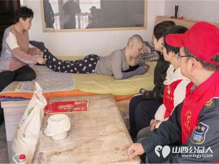 武乡县太东社区组织工作人员、志愿者开展“春节前夕送温暖”暨“春联送万家”系列活动 - 第6张