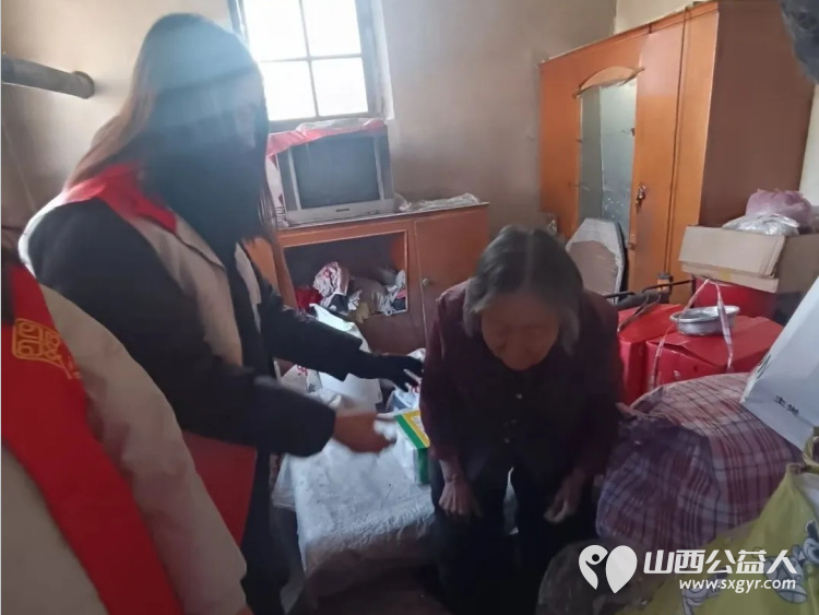 来自正能量公益志愿服务天津河东联络站的爱心天津河东联络站的志愿者来到山西省五台县开展暖心慰问活动慰问16户孤寡及残障人士 - 第10张