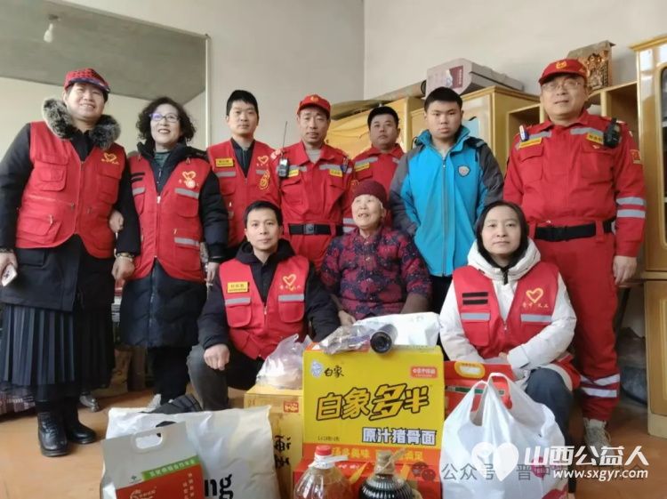 晋中市义工协会开展结对帮扶.新春走基层关爱困难群体志愿服务活动分17个新春志愿小组给全市特殊人群家庭送上米面油 - 第3张