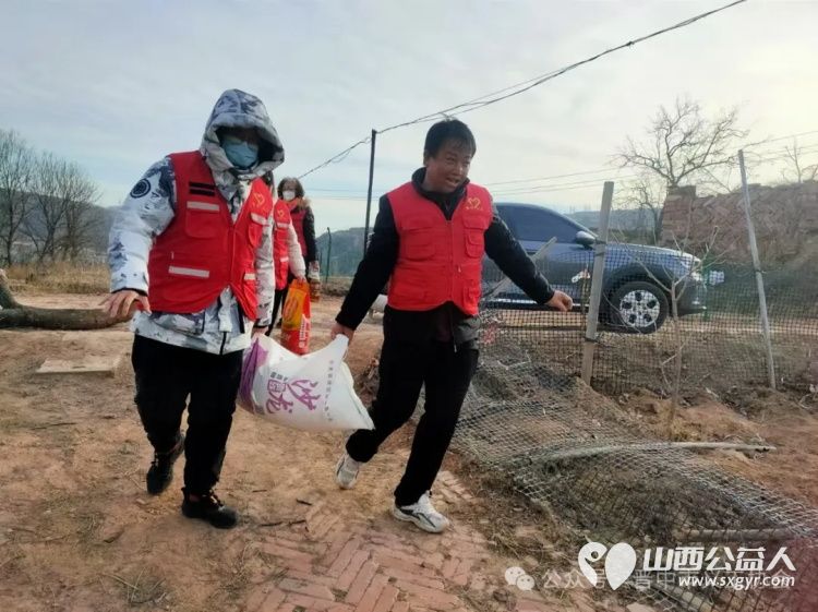 晋中市义工协会开展结对帮扶.新春走基层关爱困难群体志愿服务活动分17个新春志愿小组给全市特殊人群家庭送上米面油 - 第17张