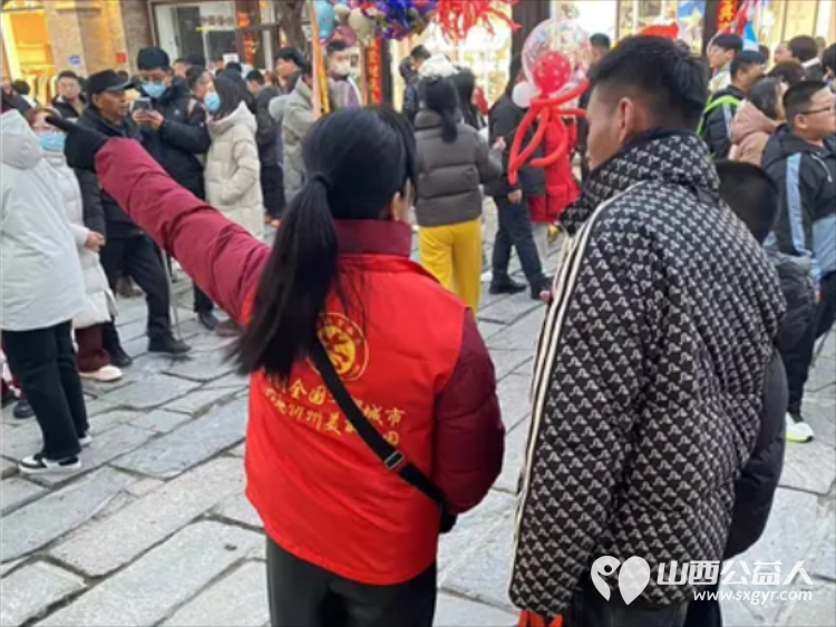 为旅游添彩让城市更美----忻州市经济开发区志愿巡防团组织志愿者进古城志愿服务维护秩序当好旅游向导 - 第15张 - 山西公益人 为旅游添彩让城市更美----忻州市经济开发区志愿巡防团组织志愿者进古城志愿服务维护秩序当好旅游向导 - 第15张