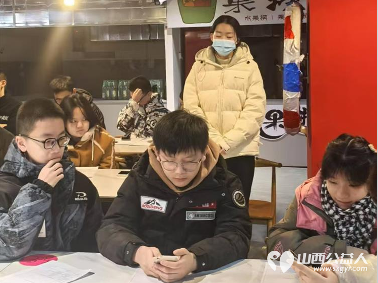 太原市志愿者小分队组织志愿者看电影《高山下的花环》缅怀先烈伟绩传承英雄精神主题教育活动 - 第8张