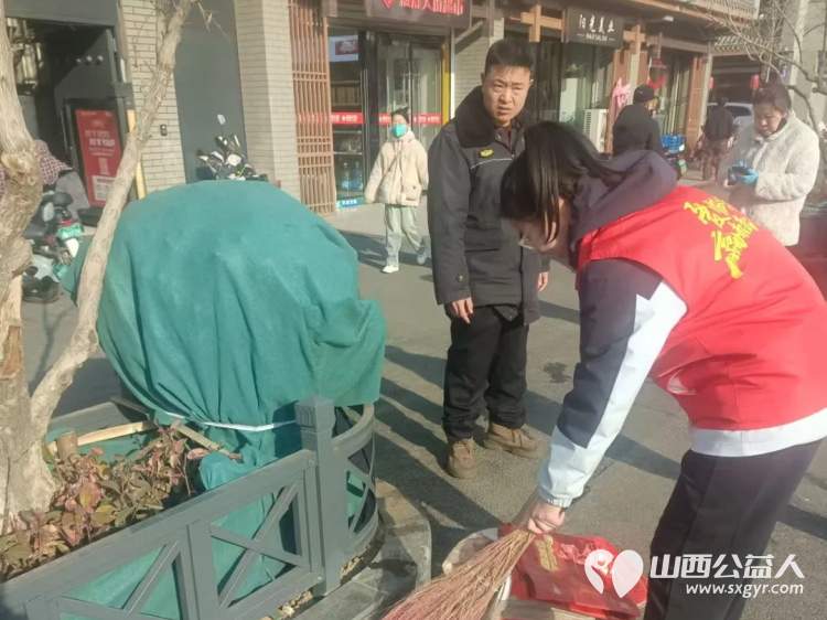 2月10日正月十三,临汾市文明交通志愿者协会志愿者开展多项系列公益活动 - 第9张 - 山西公益人 2月10日正月十三,临汾市文明交通志愿者协会志愿者开展多项系列公益活动 - 第9张