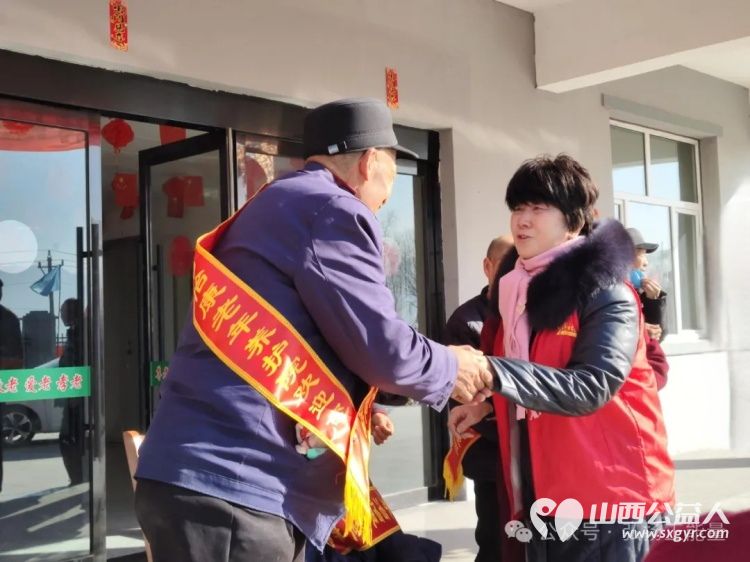 敬老爱老献爱心温情满满元宵节 正能量公益山西五台县西米社区志愿服务队组织了元宵节送温暖活动齐聚东冶怡康老年养护院与老人们共庆元宵佳节 - 第18张 - 山西公益人 敬老爱老献爱心温情满满元宵节 正能量公益山西五台县西米社区志愿服务队组织了元宵节送温暖活动齐聚东冶怡康老年养护院与老人们共庆元宵佳节 - 第18张