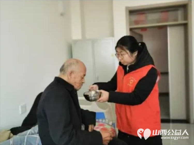 敬老爱老献爱心温情满满元宵节 正能量公益山西五台县西米社区志愿服务队组织了元宵节送温暖活动齐聚东冶怡康老年养护院与老人们共庆元宵佳节 - 第10张 - 山西公益人 敬老爱老献爱心温情满满元宵节 正能量公益山西五台县西米社区志愿服务队组织了元宵节送温暖活动齐聚东冶怡康老年养护院与老人们共庆元宵佳节 - 第10张