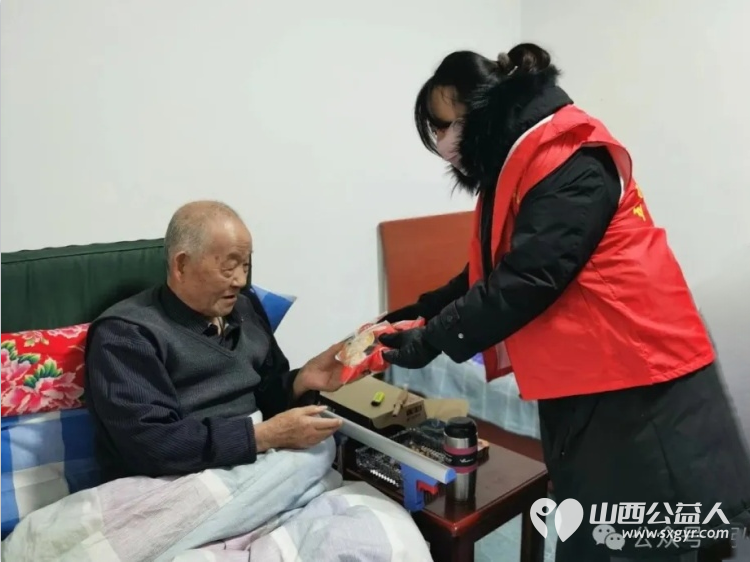 敬老爱老献爱心温情满满元宵节 正能量公益山西五台县西米社区志愿服务队组织了元宵节送温暖活动齐聚东冶怡康老年养护院与老人们共庆元宵佳节 - 第17张 - 山西公益人 敬老爱老献爱心温情满满元宵节 正能量公益山西五台县西米社区志愿服务队组织了元宵节送温暖活动齐聚东冶怡康老年养护院与老人们共庆元宵佳节 - 第17张