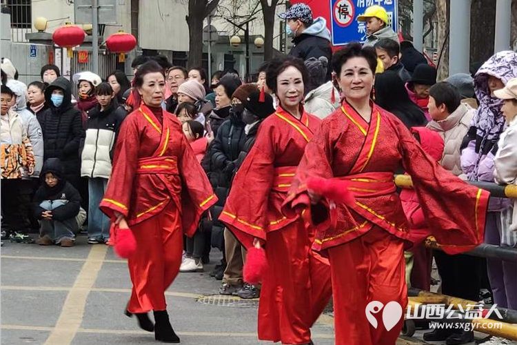太原市山泉合唱艺术团参加太原市庙前街道欢庆正月十五活动献上了精彩的演出 - 第8张 - 山西公益人 太原市山泉合唱艺术团参加太原市庙前街道欢庆正月十五活动献上了精彩的演出 - 第8张