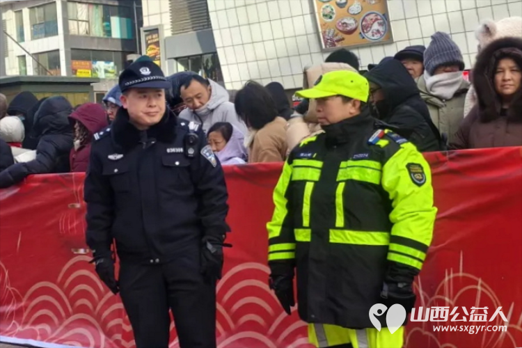 欢欢喜喜闹元宵 晋中市太谷区心连心志愿者协会救援队护航节日安全确保社火表演队伍顺利通行 - 第16张 - 山西公益人 欢欢喜喜闹元宵 晋中市太谷区心连心志愿者协会救援队护航节日安全确保社火表演队伍顺利通行 - 第16张