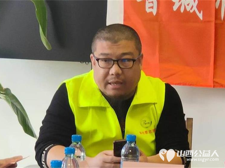 晋城市绿丝带志愿者协会第二届二次会员代表大会圆满召开协会领导以及各部各有关爱心单位爱心车主及志愿者代表参加了代表大会 - 第5张 - 山西公益人 晋城市绿丝带志愿者协会第二届二次会员代表大会圆满召开协会领导以及各部各有关爱心单位爱心车主及志愿者代表参加了代表大会 - 第5张