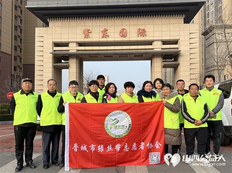 二月二龙抬头 晋城市绿丝带志愿者协会志愿者在东后河社区为社区居民义务理发活动温暖启程 - 第1张 - 山西公益人 二月二龙抬头 晋城市绿丝带志愿者协会志愿者在东后河社区为社区居民义务理发活动温暖启程 - 第1张