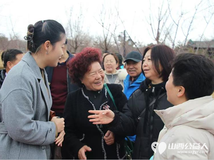 清徐县护卫者应急救援队参加了双塔公园雷锋广场举办的学雷锋活动让我们将雷锋精神传承下去 - 第5张 - 山西公益人 清徐县护卫者应急救援队参加了双塔公园雷锋广场举办的学雷锋活动让我们将雷锋精神传承下去 - 第5张