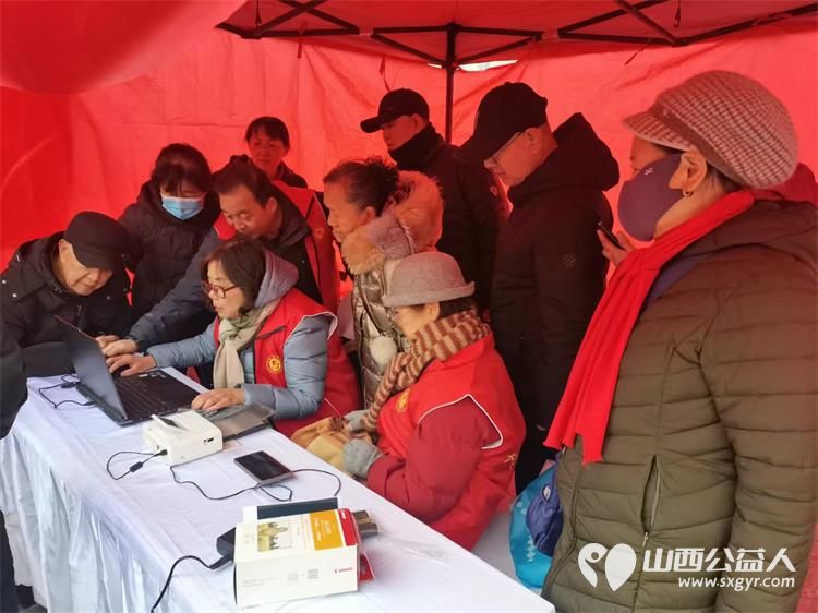 太原烛光志愿服务中心参加杏花岭区学雷锋纪念日 文明实践我是行动者主题活动暨“暖心杏花”全域文明实践月活动启动仪式 - 第9张