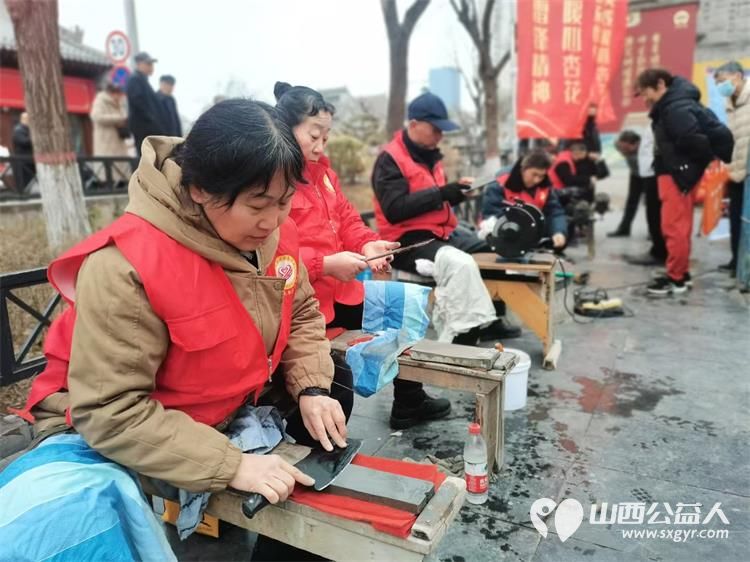 太原烛光志愿服务中心参加杏花岭区学雷锋纪念日 文明实践我是行动者主题活动暨“暖心杏花”全域文明实践月活动启动仪式 - 第8张