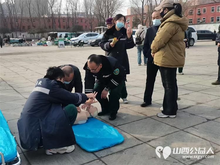 学习雷锋好榜样 3月4日上午太原市兴安社区广泛宣传发动群众开展了一场有温度有烟火气的公益集市活动 - 第9张 - 山西公益人 学习雷锋好榜样 3月4日上午太原市兴安社区广泛宣传发动群众开展了一场有温度有烟火气的公益集市活动 - 第9张