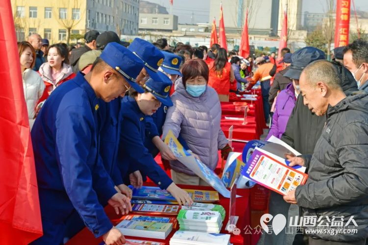 五台县隆重举行 学雷锋做志愿服务改革建新功 志愿服务系列活动启动暨志愿服务组织孵化平台成立仪式 - 第7张