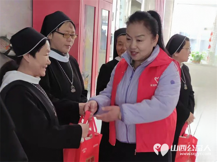情暖春日致敬芳华 三八妇女节长治圆梦公益协会组织志愿者到长治市丽撒老年公寓慰问福利院的修女们 - 第16张