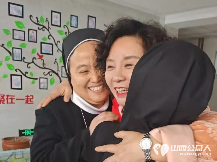 情暖春日致敬芳华 三八妇女节长治圆梦公益协会组织志愿者到长治市丽撒老年公寓慰问福利院的修女们 - 第10张