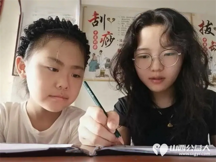 致敬每一位闪耀的女性志愿者----她力量 兴县同城爱心公益协会回首过往的志愿服务历程向所有在平凡岗位上绽放光芒的女性致敬 - 第3张 - 山西公益人 致敬每一位闪耀的女性志愿者----她力量 兴县同城爱心公益协会回首过往的志愿服务历程向所有在平凡岗位上绽放光芒的女性致敬 - 第3张