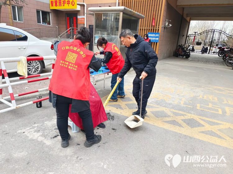 健康活动暖人心 3月12日介休市敬老协会志愿者走进北坛街道介公东路安康嘉苑幸福养老社区为老人们爱心理发、义诊 - 第6张 - 山西公益人 健康活动暖人心 3月12日介休市敬老协会志愿者走进北坛街道介公东路安康嘉苑幸福养老社区为老人们爱心理发、义诊 - 第6张