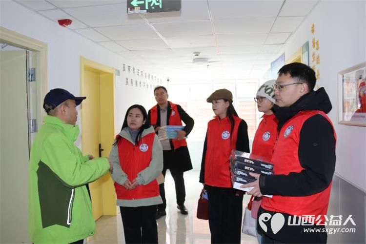 感谢农工党太原市委、山西省气象服务中心走进太原市灵星康复中心为孩子们捐赠米面油等生活物资 - 第5张 - 山西公益人 感谢农工党太原市委、山西省气象服务中心走进太原市灵星康复中心为孩子们捐赠米面油等生活物资 - 第5张