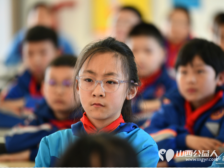 锋火相传红领巾志愿闪耀新时代 太原市双塔北路小学举办学习雷锋精神活动邀请雷锋宣讲团山西分团演讲 - 第5张