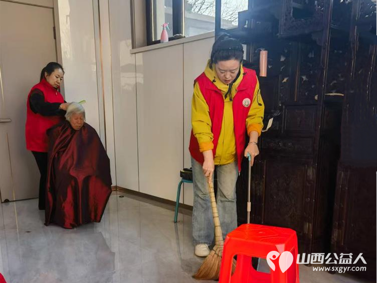 志愿服务进社区健康活动暖人心2025年3月19日介休市敬老协会走进北关街道朝阳路社区为老人们爱心理发、义诊 - 第28张 - 山西公益人 志愿服务进社区健康活动暖人心2025年3月19日介休市敬老协会走进北关街道朝阳路社区为老人们爱心理发、义诊 - 第28张