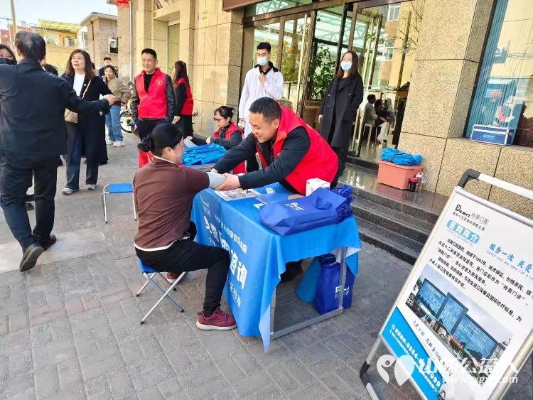 志愿服务进社区健康活动暖人心2025年3月19日介休市敬老协会走进北关街道朝阳路社区为老人们爱心理发、义诊 - 第45张 - 山西公益人 志愿服务进社区健康活动暖人心2025年3月19日介休市敬老协会走进北关街道朝阳路社区为老人们爱心理发、义诊 - 第45张