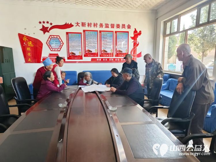 介休市敬老协会敬老助老活动2025年3月22日走进绵山镇大靳村为老人理发义诊 - 第13张 - 山西公益人 介休市敬老协会敬老助老活动2025年3月22日走进绵山镇大靳村为老人理发义诊 - 第13张