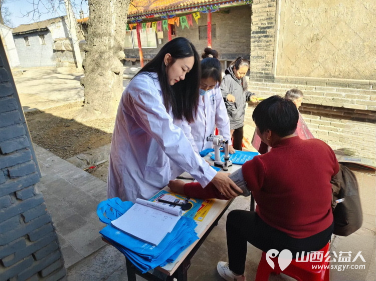 介休市敬老协会2025年3月22日“孝善行”之敬老助老活动在绵山镇小靳村服务老人理发义诊 - 第9张 - 山西公益人 介休市敬老协会2025年3月22日“孝善行”之敬老助老活动在绵山镇小靳村服务老人理发义诊 - 第9张