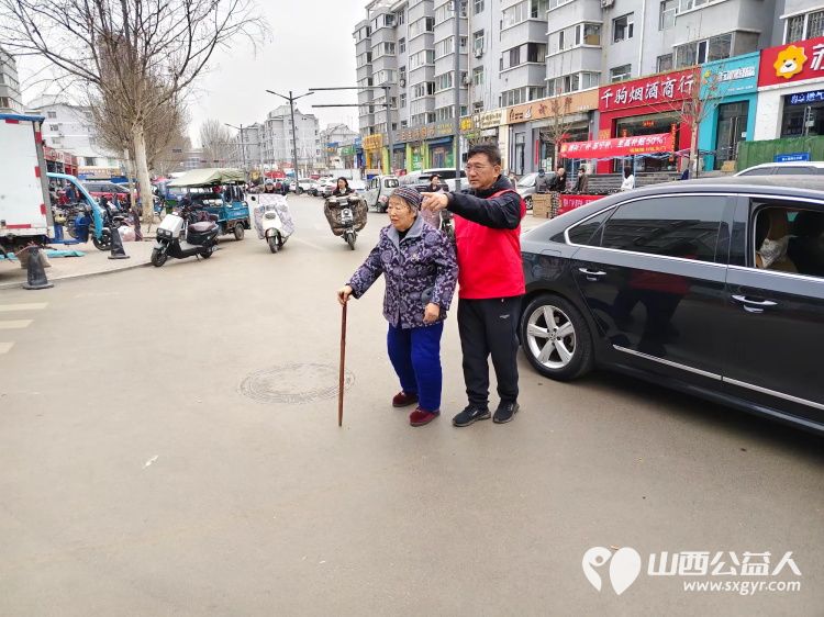 志愿服务进社区健康活动暖人心3月26日介休市敬老协会走进西关街道馨园路社区为老人们爱心理发义诊 - 第41张 - 山西公益人 志愿服务进社区健康活动暖人心3月26日介休市敬老协会走进西关街道馨园路社区为老人们爱心理发义诊 - 第41张