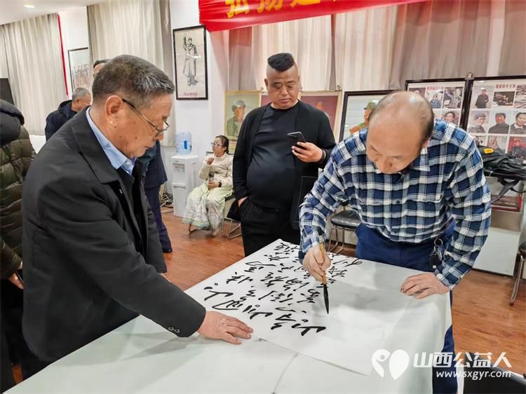 运城延安精神研学基地举办“墨韵书延安 精神永流传 ”书法笔会活动让延安精神在新时代焕发新的活力 - 第9张 - 山西公益人 运城延安精神研学基地举办“墨韵书延安 精神永流传 ”书法笔会活动让延安精神在新时代焕发新的活力 - 第9张