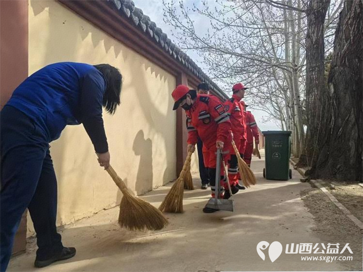 清明祭英烈 忠诚铸队魂——忻府区蓝盾应急救援队开展烈士陵园清明祭扫活动 - 第4张