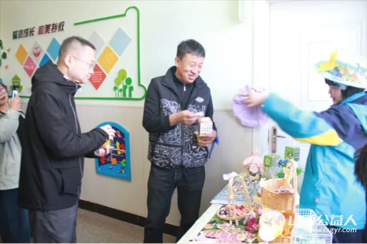 星光同行益企成长----民建太原市委会与小店区特教学校举办融合展示活动各爱心企业与学校签署免费服务协议 - 第8张 - 山西公益人 星光同行益企成长----民建太原市委会与小店区特教学校举办融合展示活动各爱心企业与学校签署免费服务协议 - 第8张